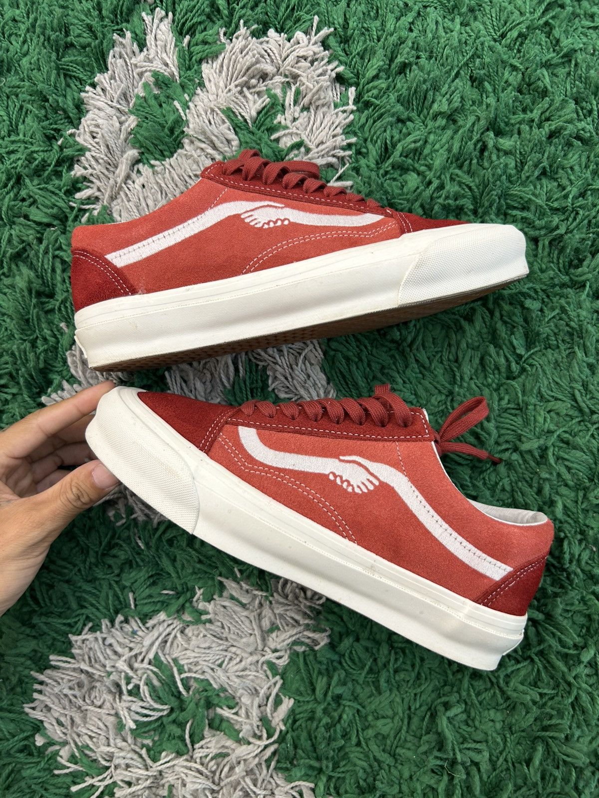 Notre × Vans Vans x Notre Red Old Skool shoes Size US 7 / EU 40 - 1 Thumbnail