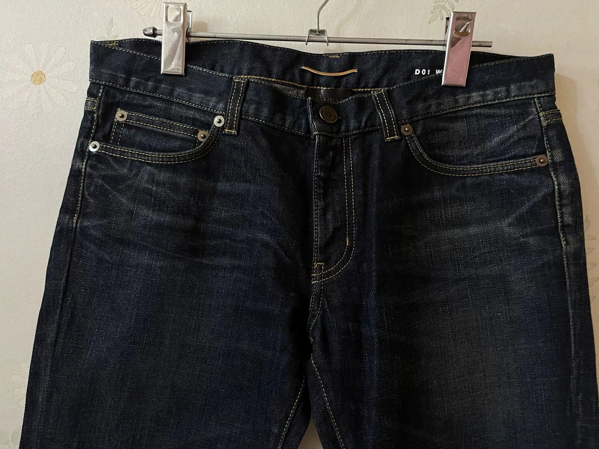 Saint Laurent Paris Saint Laurent Women's Slim Fit Jeans 30. Size 30" / US 8 / IT 44 - 2 Thumbnail