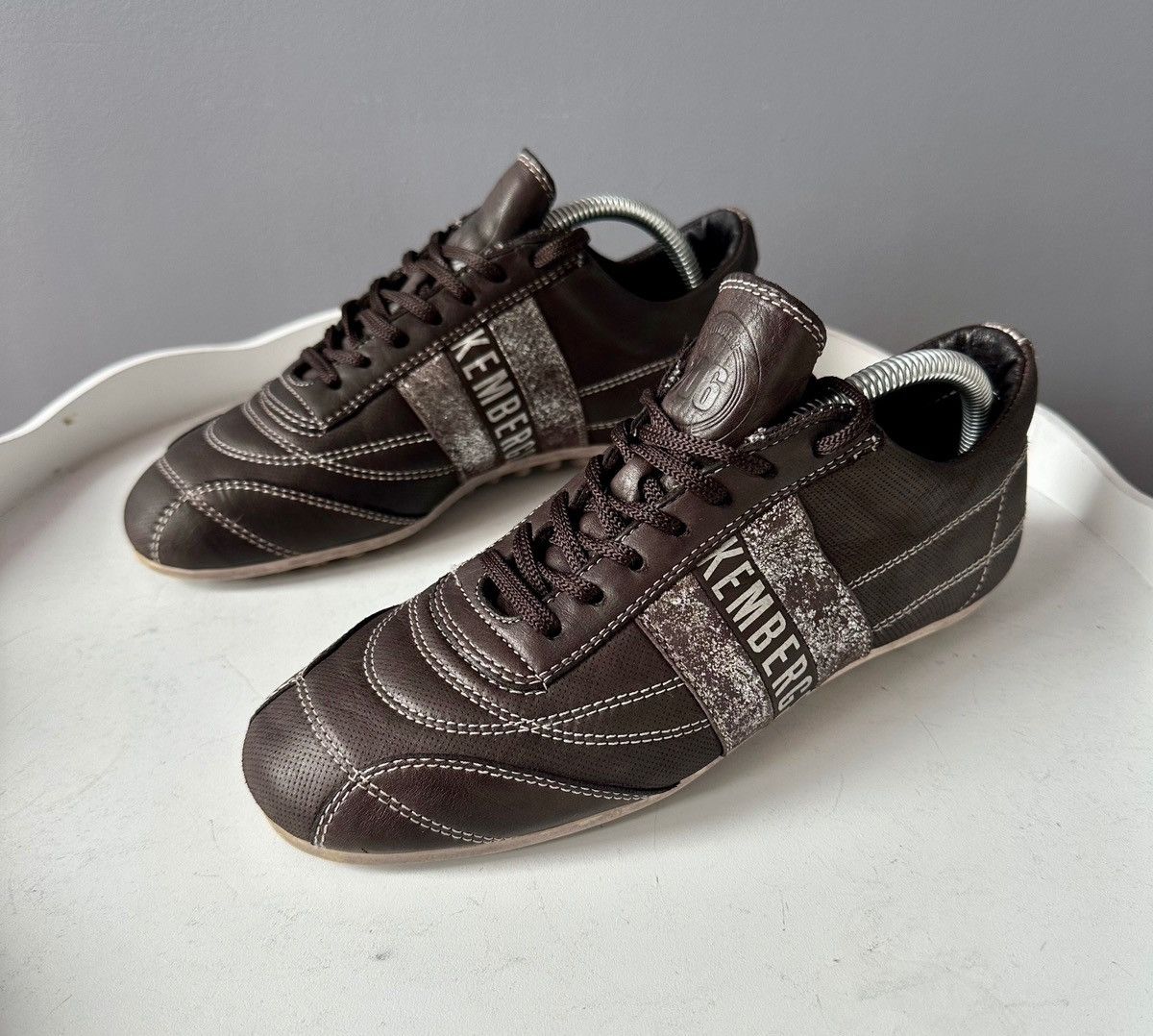 Dirk Bikkembergs Dirk Bikkembergs Low top brown leather sneakers Size US 8 / IT 38 - 2 Thumbnail