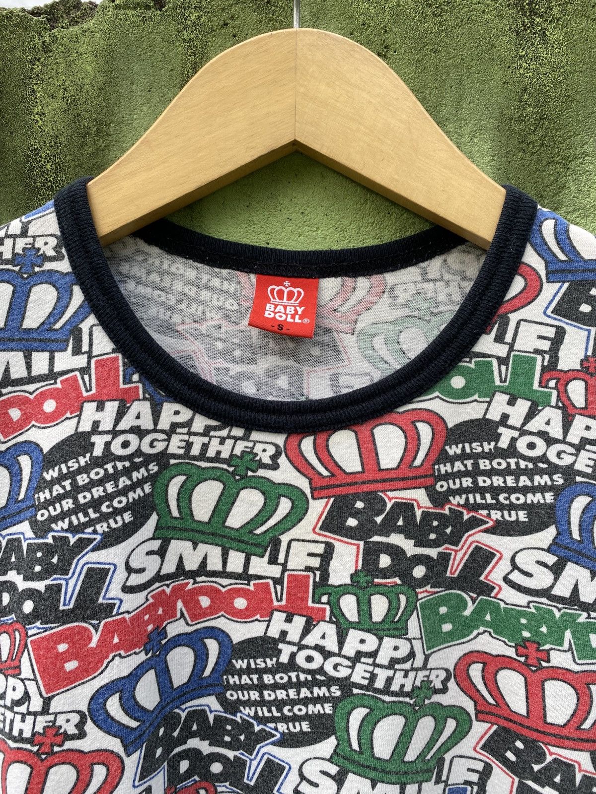Japanese Brand Baby Doll Graphic Crown Multicolor All Over Print Tee Japan Size S / US 4 / IT 40 - 3 Thumbnail