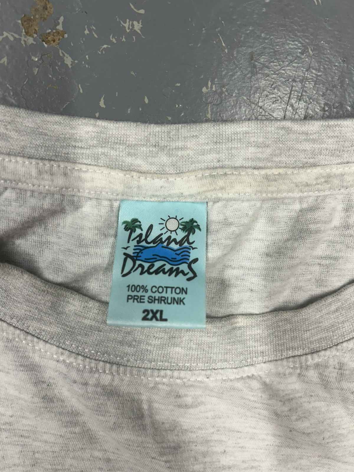 Vintage Crazy Vintage 90s Essential Grey St maarten Graphic T-Shirt Size US XL / EU 56 / 4 - 3 Thumbnail