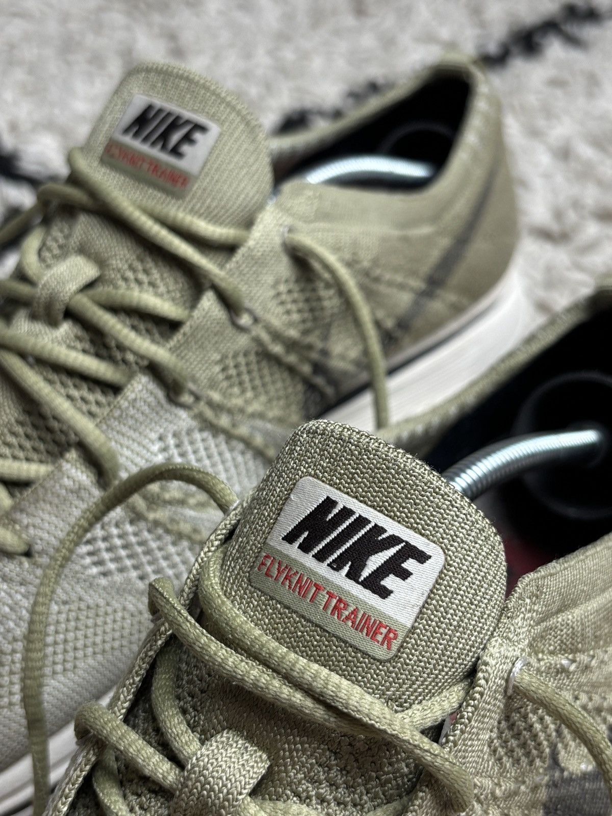 Nike Nike Flyknit Trainer Neutral Olive Low Sneakers Streetwear Size US 9.5 / EU 42-43 - 5 Thumbnail