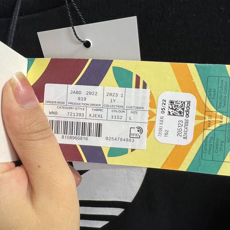 Gucci Gucci Adidas black and white printed pattern logo round nec Size US L / EU 52-54 / 3 - 5 Thumbnail