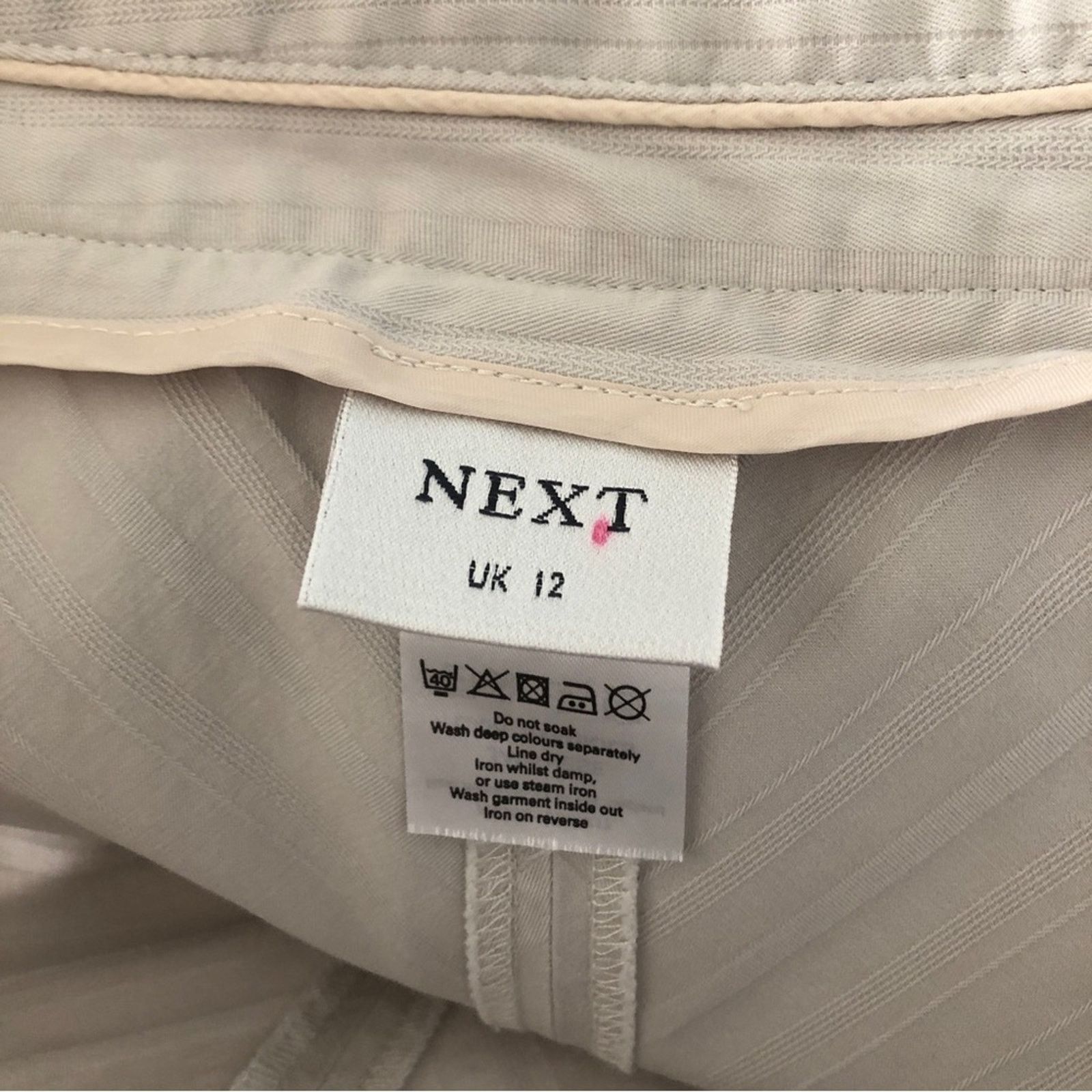 NEXT Next UK Light Gray White Geometric Button A-Line Midi Skirt Size 30" / US 8 / IT 44 - 6 Thumbnail