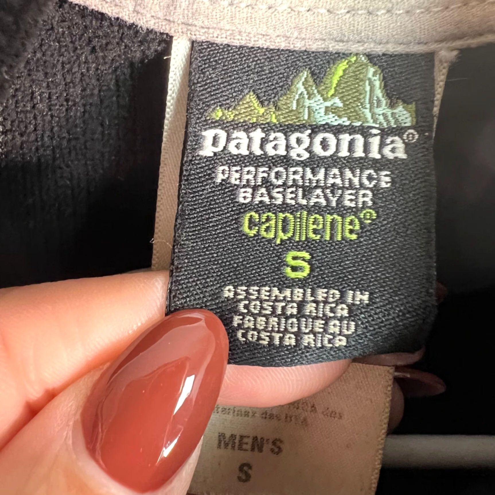 Patagonia Patagonia Mens Small Capilene Performance Black 1/4 Zip Base Layer Shirt Size US S / EU 44-46 / 1 - 3 Thumbnail