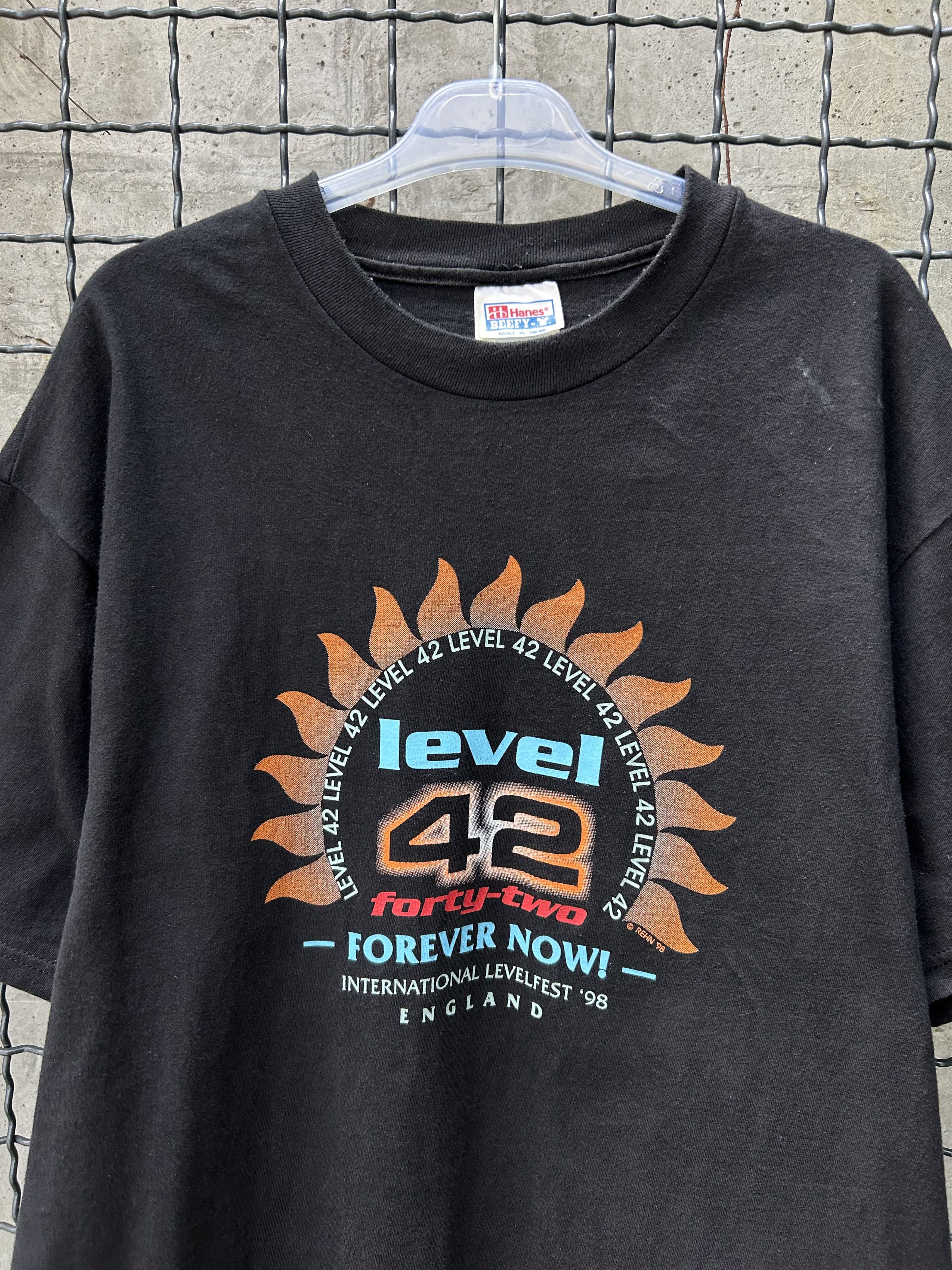 Band Tees Vintage 1998 Level 42 Rock Band Tour T-shirt Size US XL / EU 56 / 4 - 3 Thumbnail