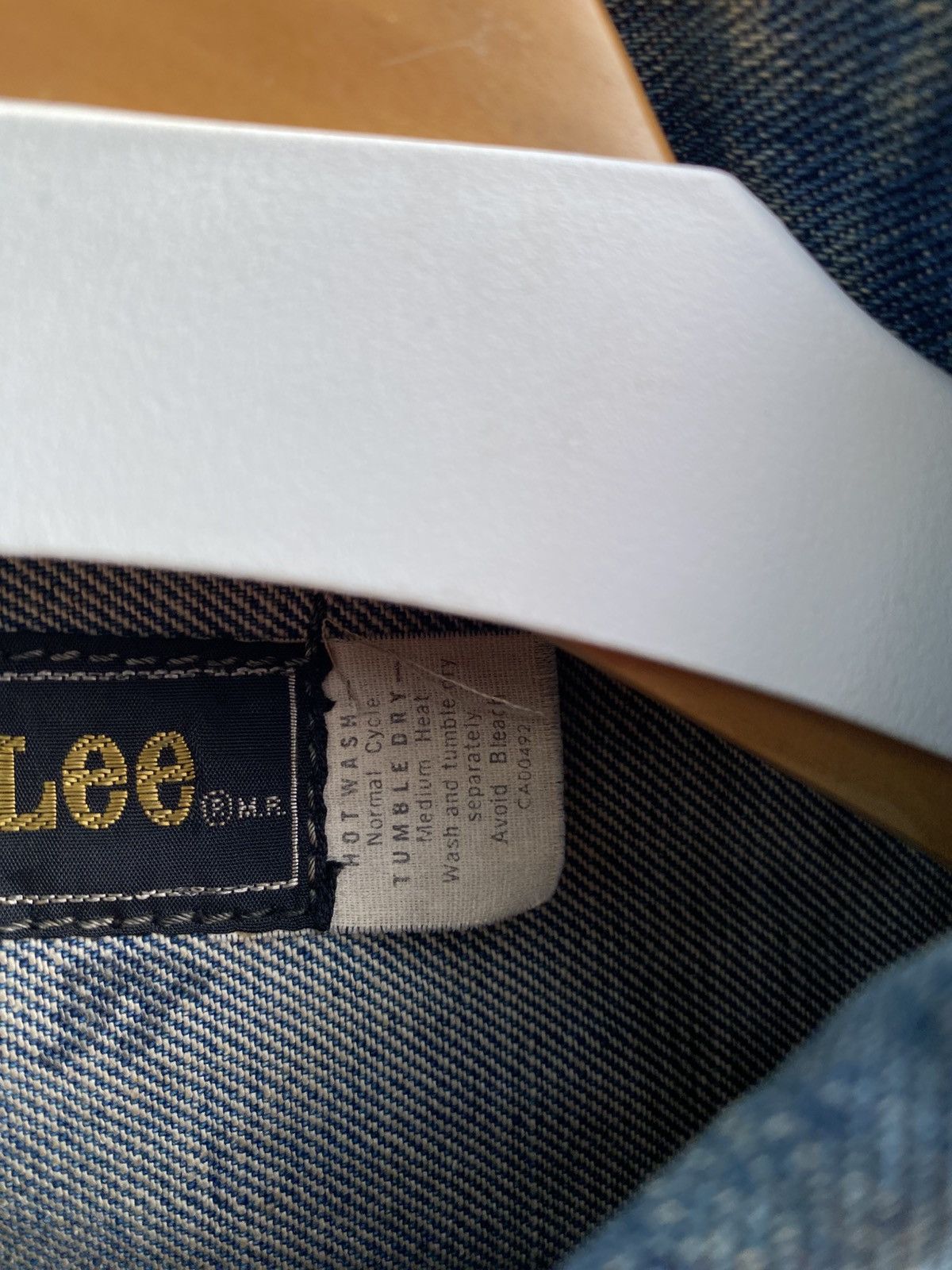 Japanese Brand × Lee × Vintage size medium Vintage lee denim jacket made in USA Size US M / EU 48-50 / 2 - 5 Thumbnail