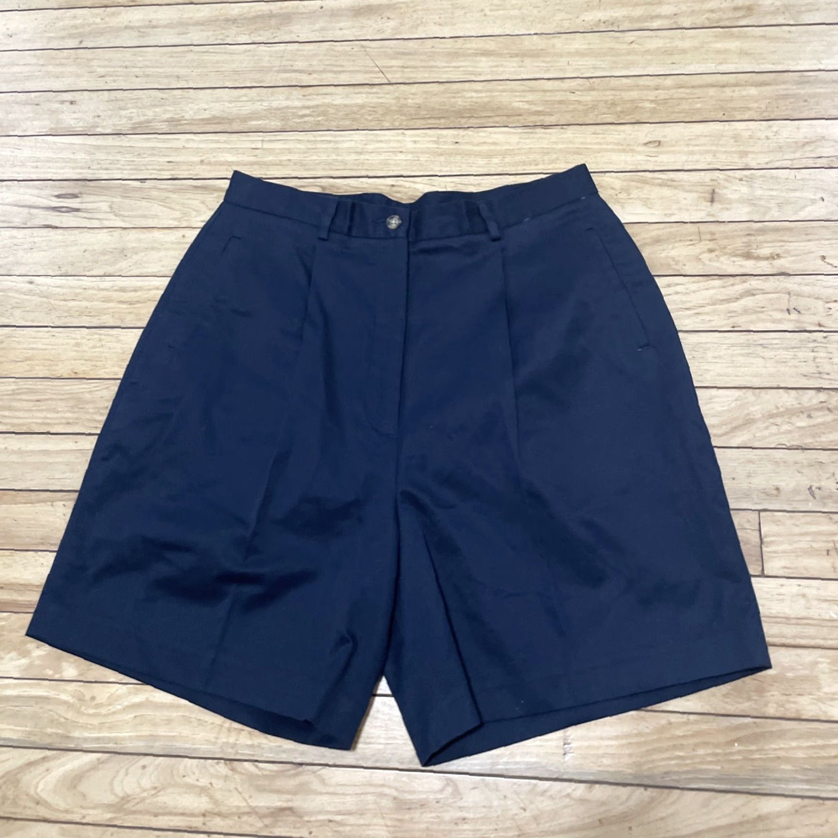 Cutter & Buck VINTAGE Cutter & Buck Pleated Golf Shorts Women 14S Blue Preppy Retro 90s Y2k Streetwear Size 36" / US 14 / IT 50 - 3 Thumbnail