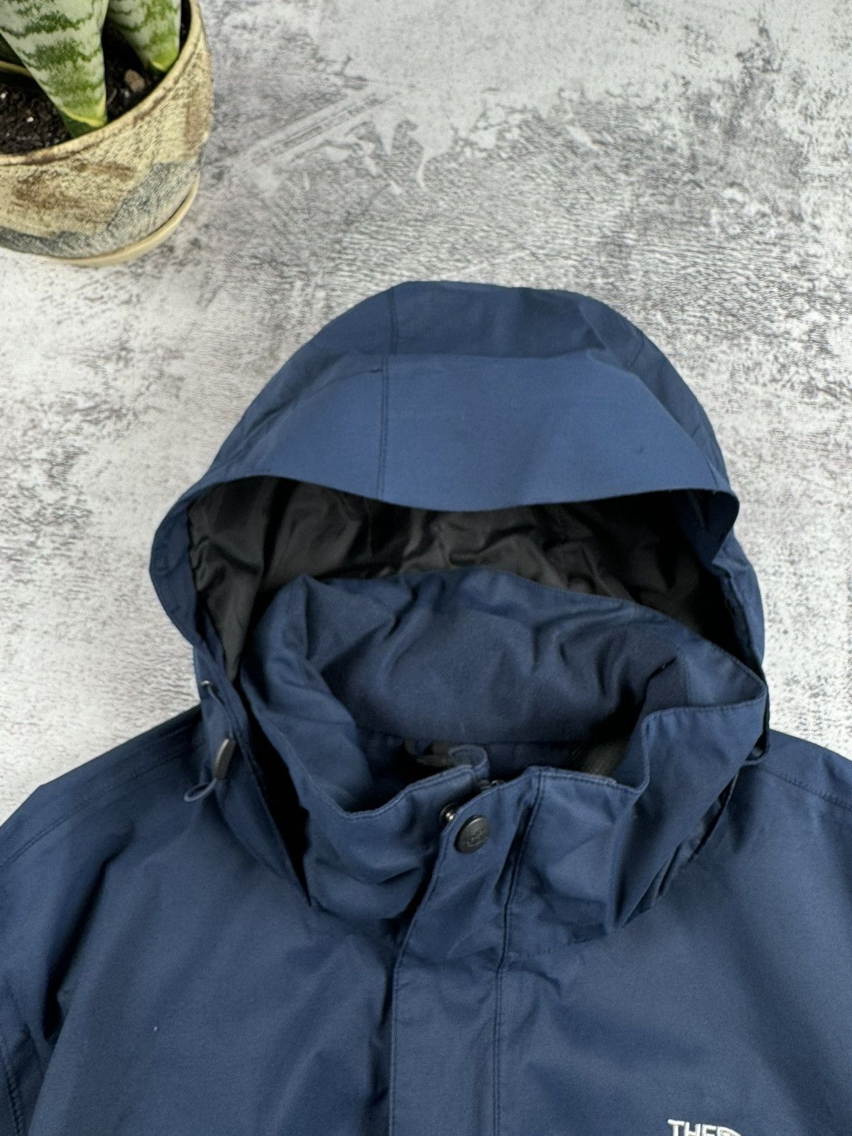 The North Face The North Face HyVent TNF Blue Light Jacket Winderbreaker Size US M / EU 48-50 / 2 - 13 Thumbnail