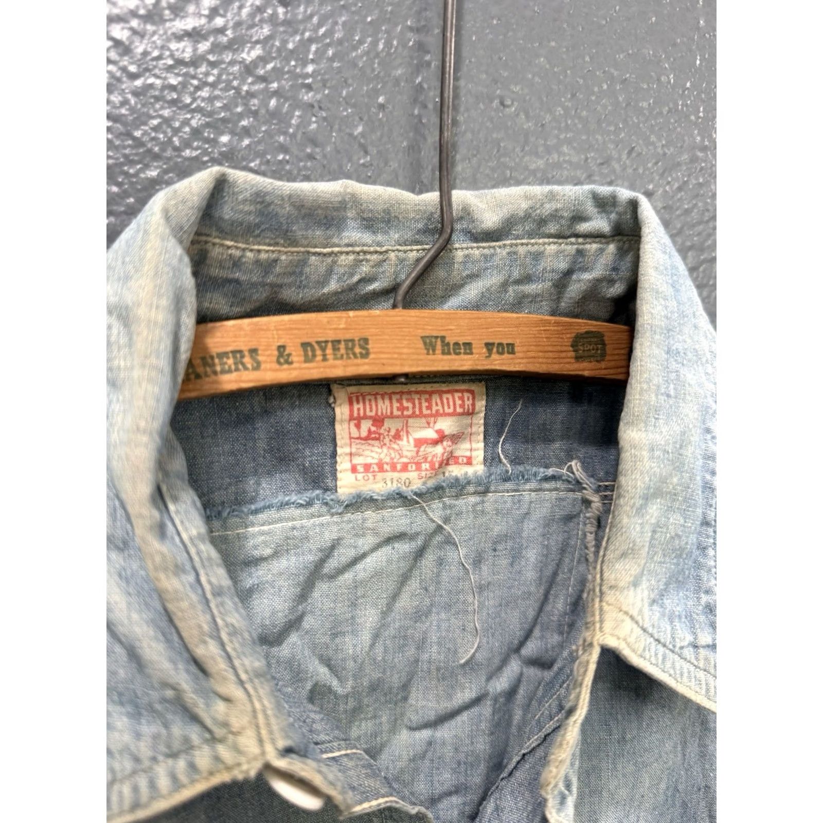 Vintage VINTAGE Homesteader Shirt Mens Large 40s Sanforized Chambray Cotton Button Up Size L Size US L / EU 52-54 / 3 - 2 Thumbnail