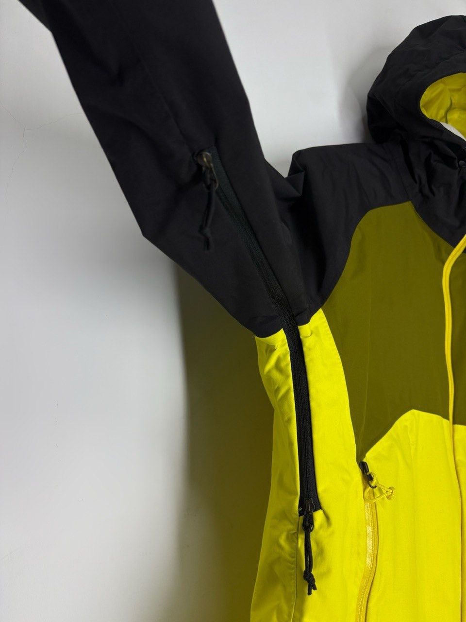 The North Face The North Face Stratos Men’s Outdoor Jacket Size US S / EU 44-46 / 1 - 6 Thumbnail