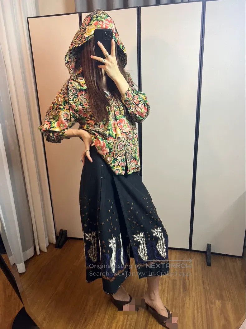 Issey Miyake Issey Miyake Embroidery One Piece Skirt Size 25" / US 0 / IT 36 - 8 Thumbnail