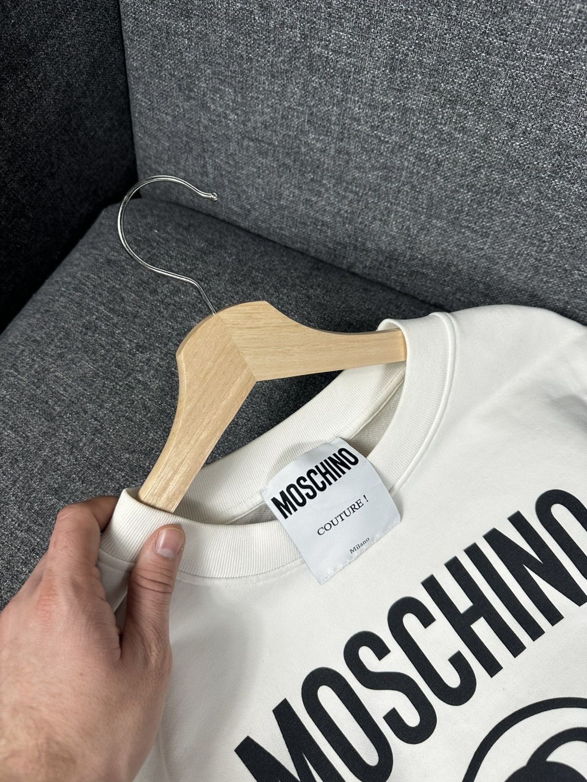 Moschino Vintage women's Moschino Milano sweater Size M / US 6-8 / IT 42-44 - 4 Thumbnail