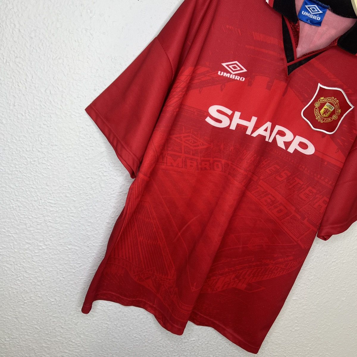 Umbro Manchester United 1994-1995 Umbro Cantona 7 Home Kit Jersey Size US XL / EU 56 / 4 - 3 Thumbnail