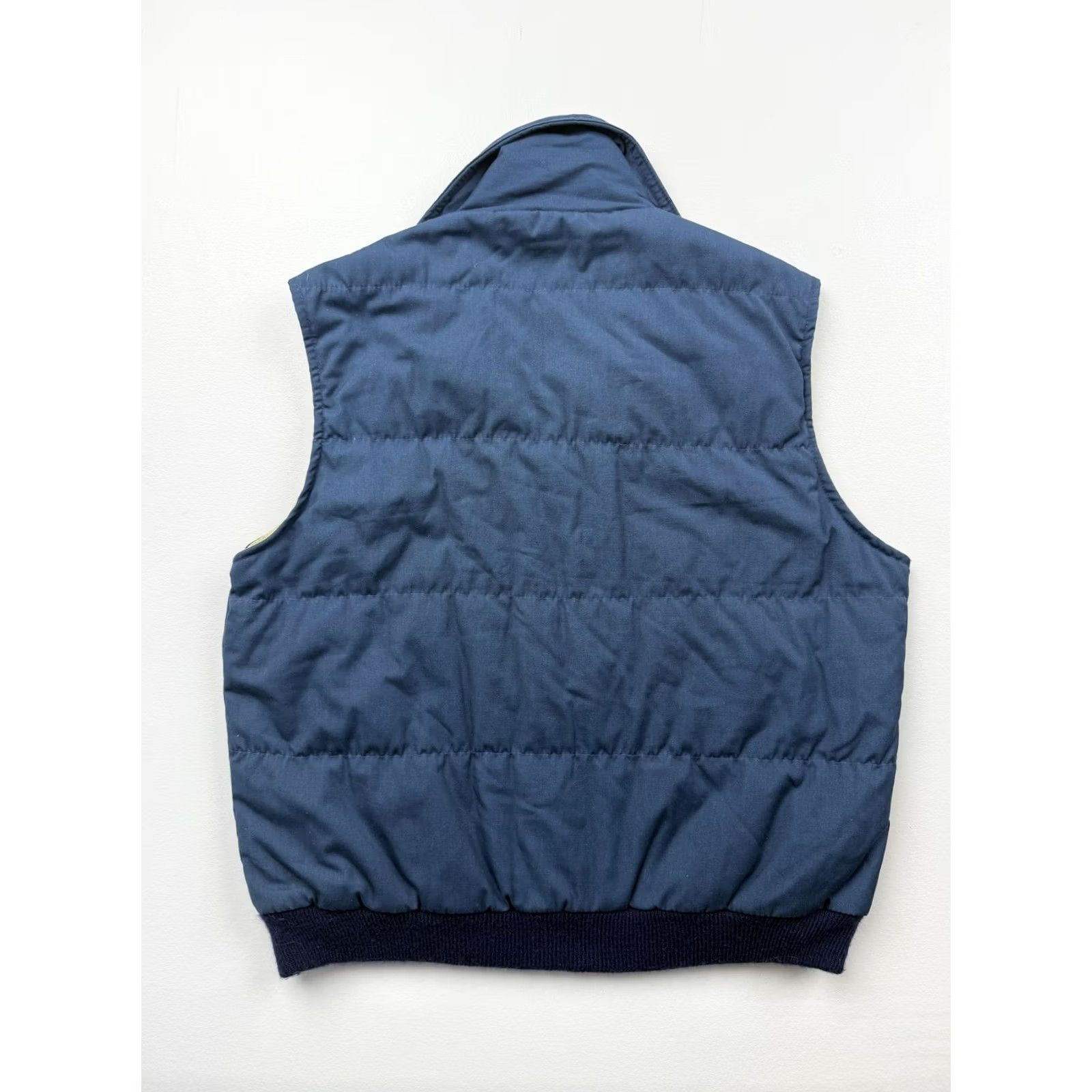 Vintage VINTAGE Woolrich Vest Mens M Blue Quilted Full Zip Insulated Pockets Canvas Woolrich USA Vest Mens M Blue Quilted Full Zip Insulated Pockets Canvas Size US M / EU 48-50 / 2 - 2 Thumbnail