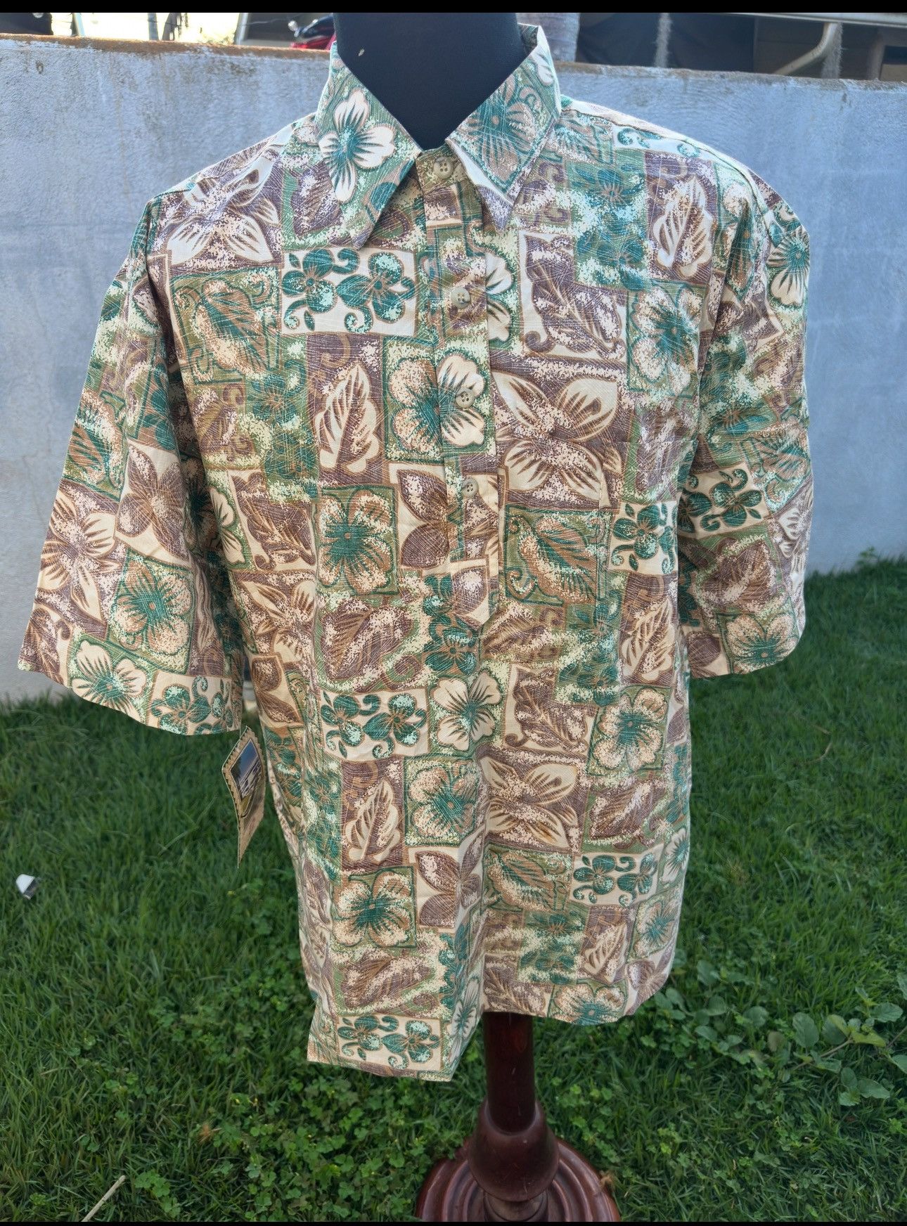 Hilo Hattie New Hilo Hattie Men’s L Shirt Hawaiian Shirt 3/4 Button Size US L / EU 52-54 / 3 - 1 Thumbnail