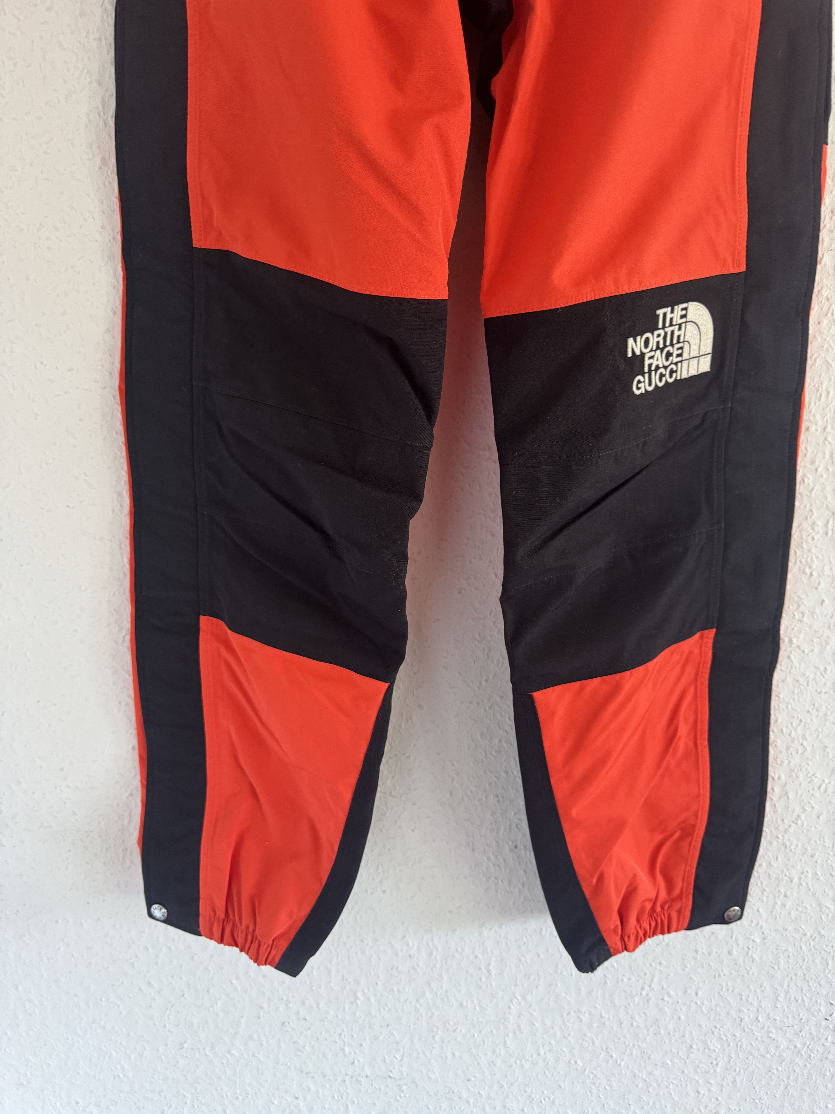 Gucci × The North Face Nylon Track Pants Orange/Black Size US 27 - 6 Thumbnail