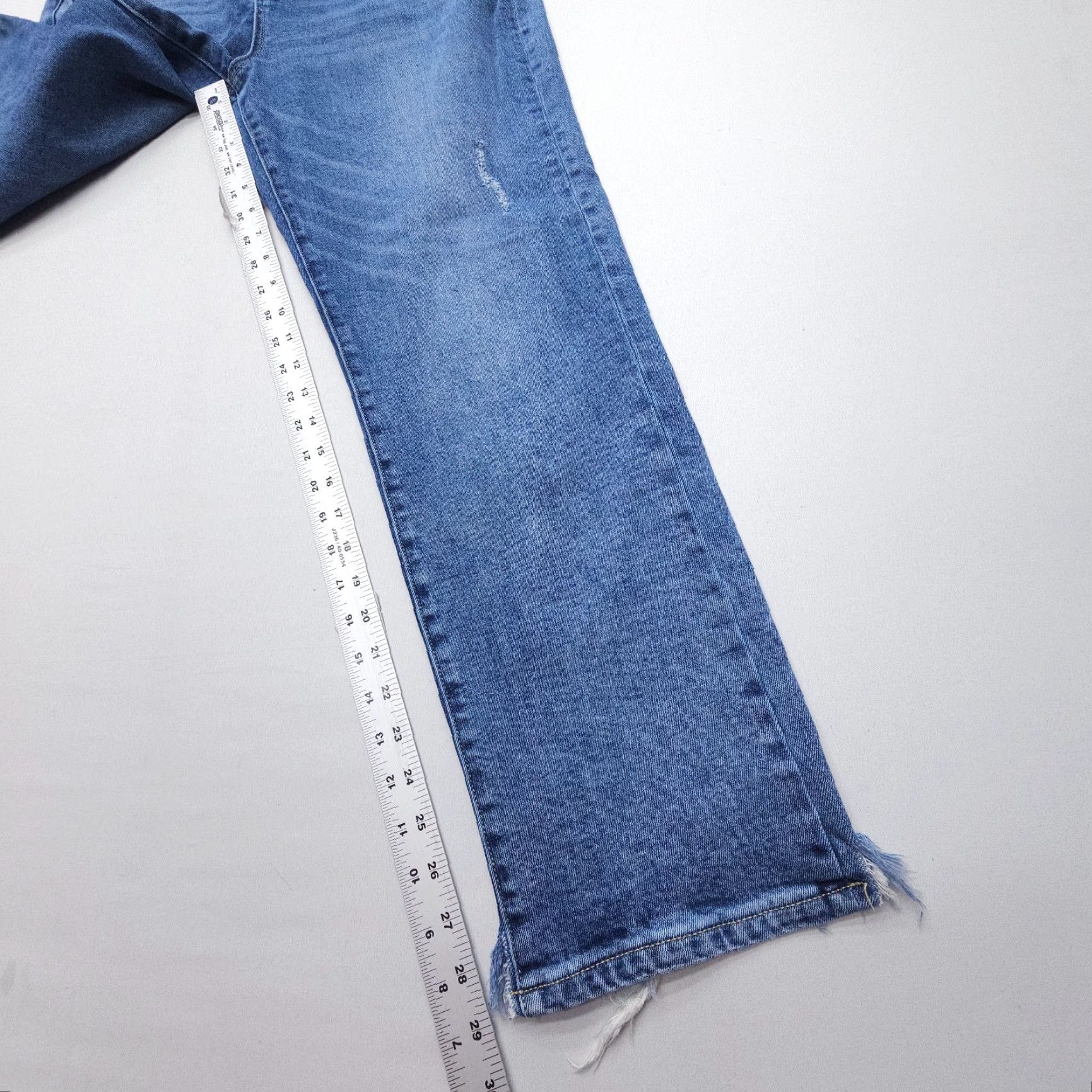 Vintage Liverpool Jeans The Girlfriend Jeans Womens 14 / 32 Blue Mid Rise Stretch Distressed Size 36" / US 14 / IT 50 - 4 Thumbnail
