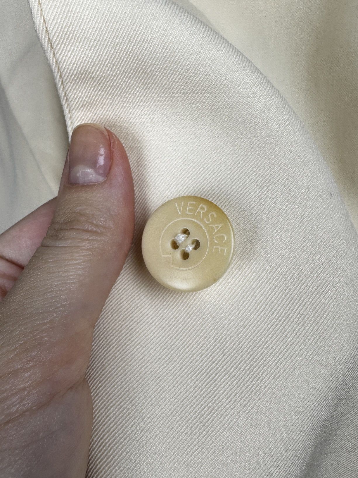 Versace Gianni Versace Couture Italy beige blazer metal logo trims Size M / US 6-8 / IT 42-44 - 12 Thumbnail