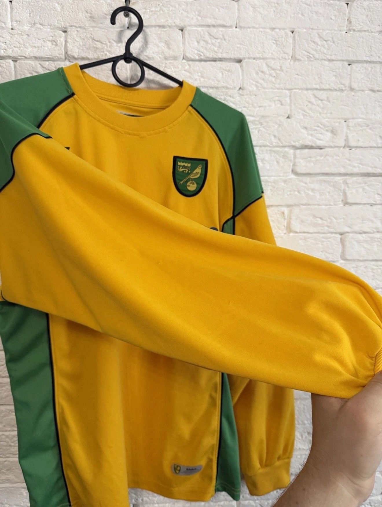 Other Rare Xara Norwich City Home Jersey Football Shirt 06/08 Sz L Size US L / EU 52-54 / 3 - 5 Thumbnail