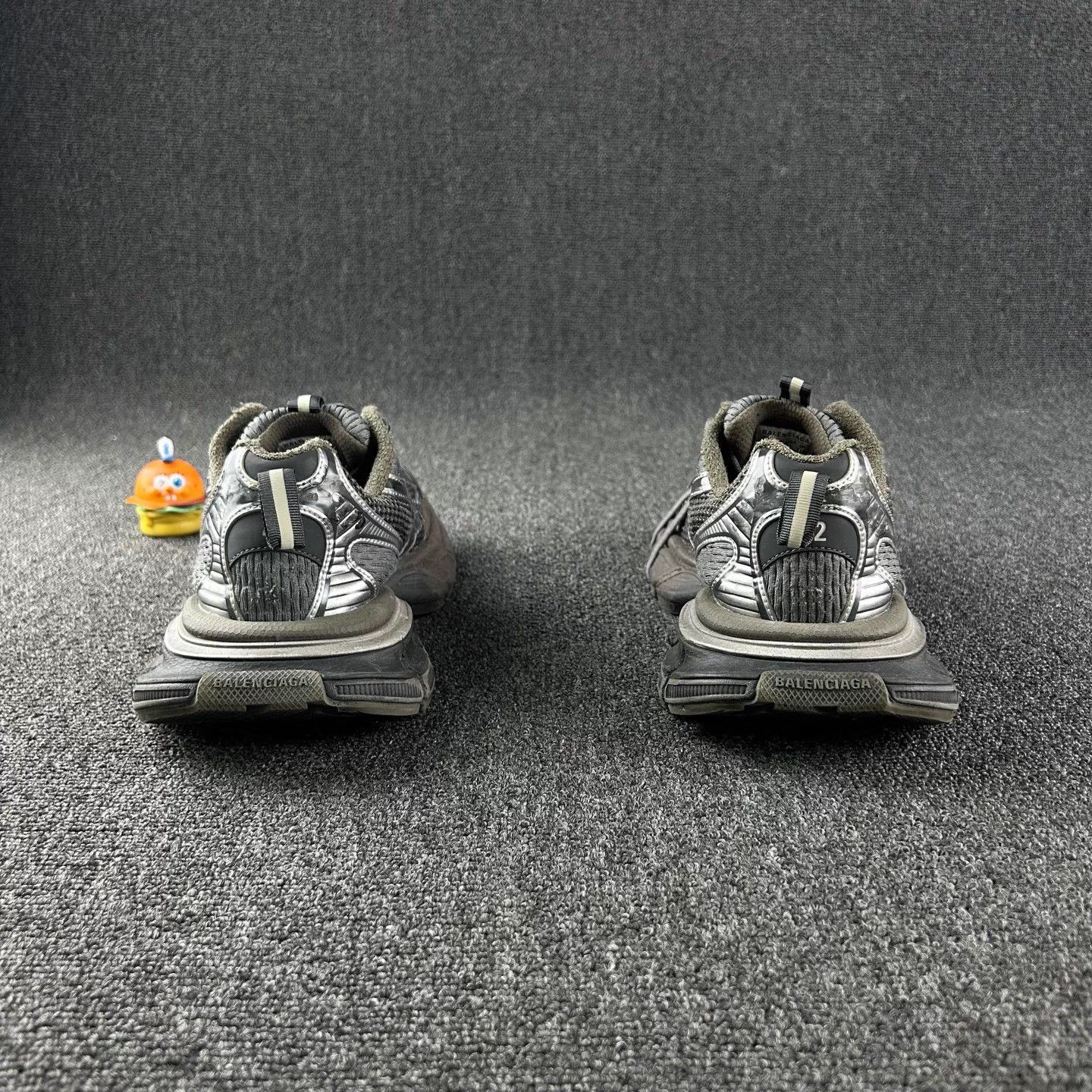 Balenciaga Balenciaga 3XL Grey Dad Sneakers Size 42 Size US 9 / EU 42 - 5 Thumbnail