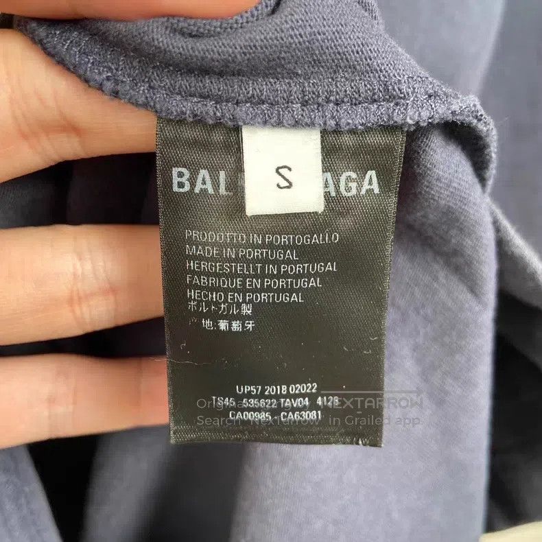 Balenciaga Balenciaga Navy Wheat Short Sleeve Size US S / EU 44-46 / 1 - 4 Thumbnail