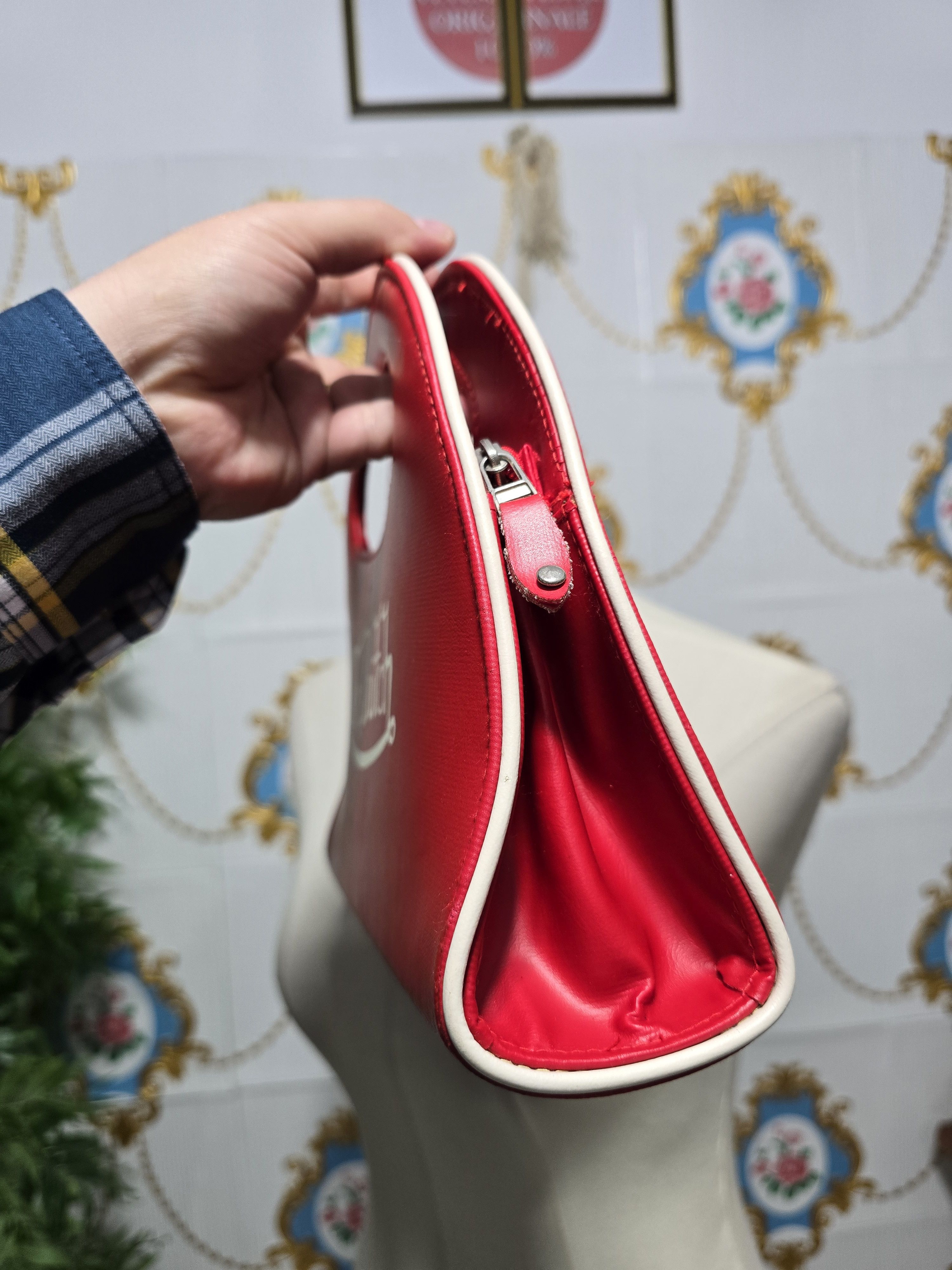 Von Dutch VON DUTCH red and white bowling bag VINTAGE, RARE Size ONE SIZE - 4 Thumbnail