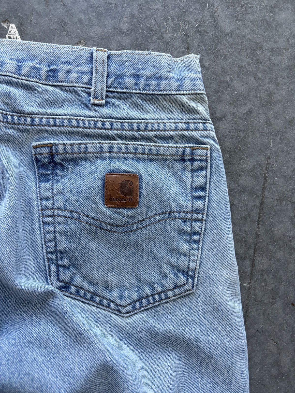 Carhartt Vintage Y2K Carhartt Denim Jeans 35x30 Light Wash Distressed Size US 35 - 9 Thumbnail