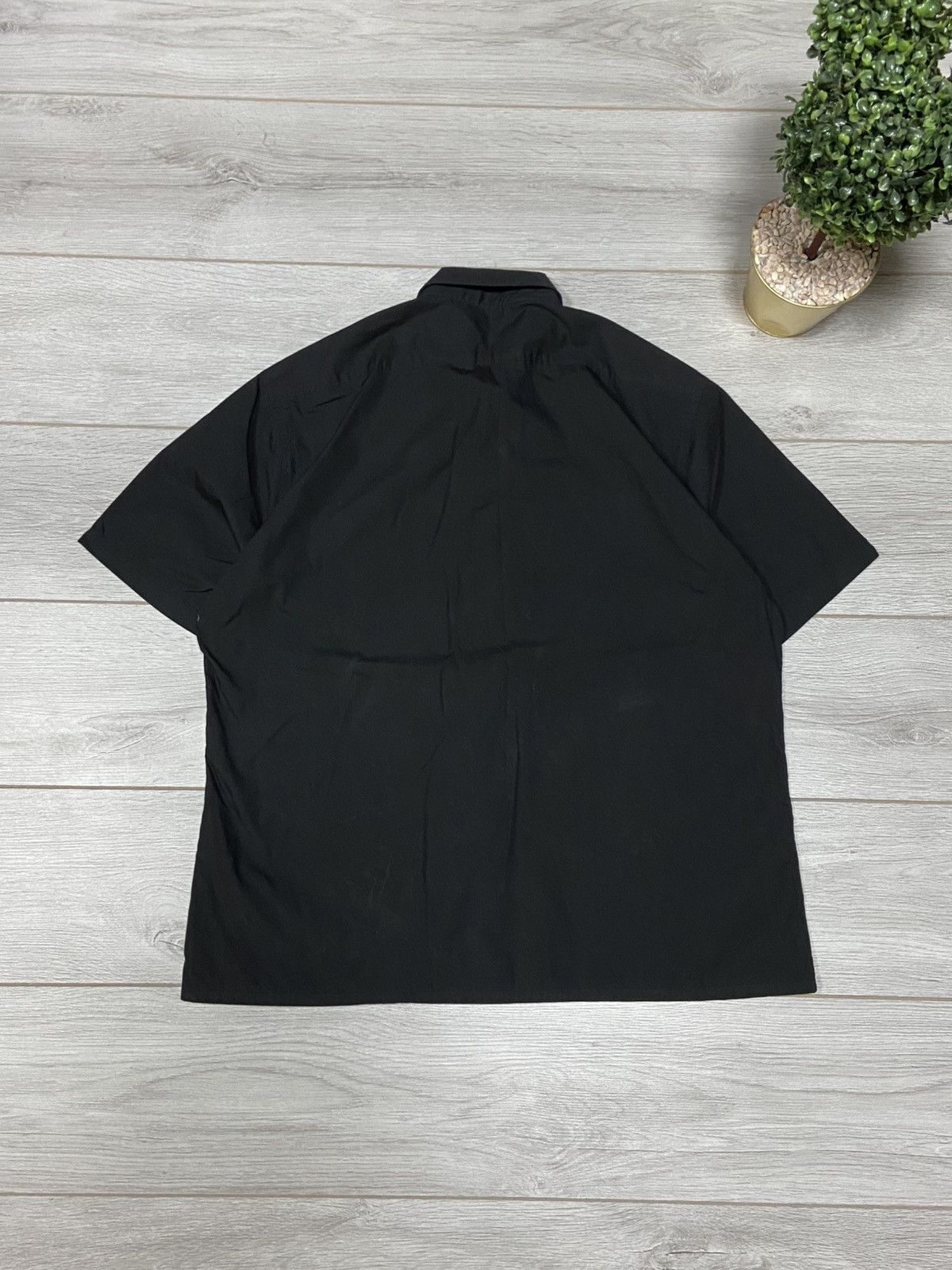 Yves Saint Laurent Yves Saint Laurent buttons shirt Size US M / EU 48-50 / 2 - 8 Thumbnail