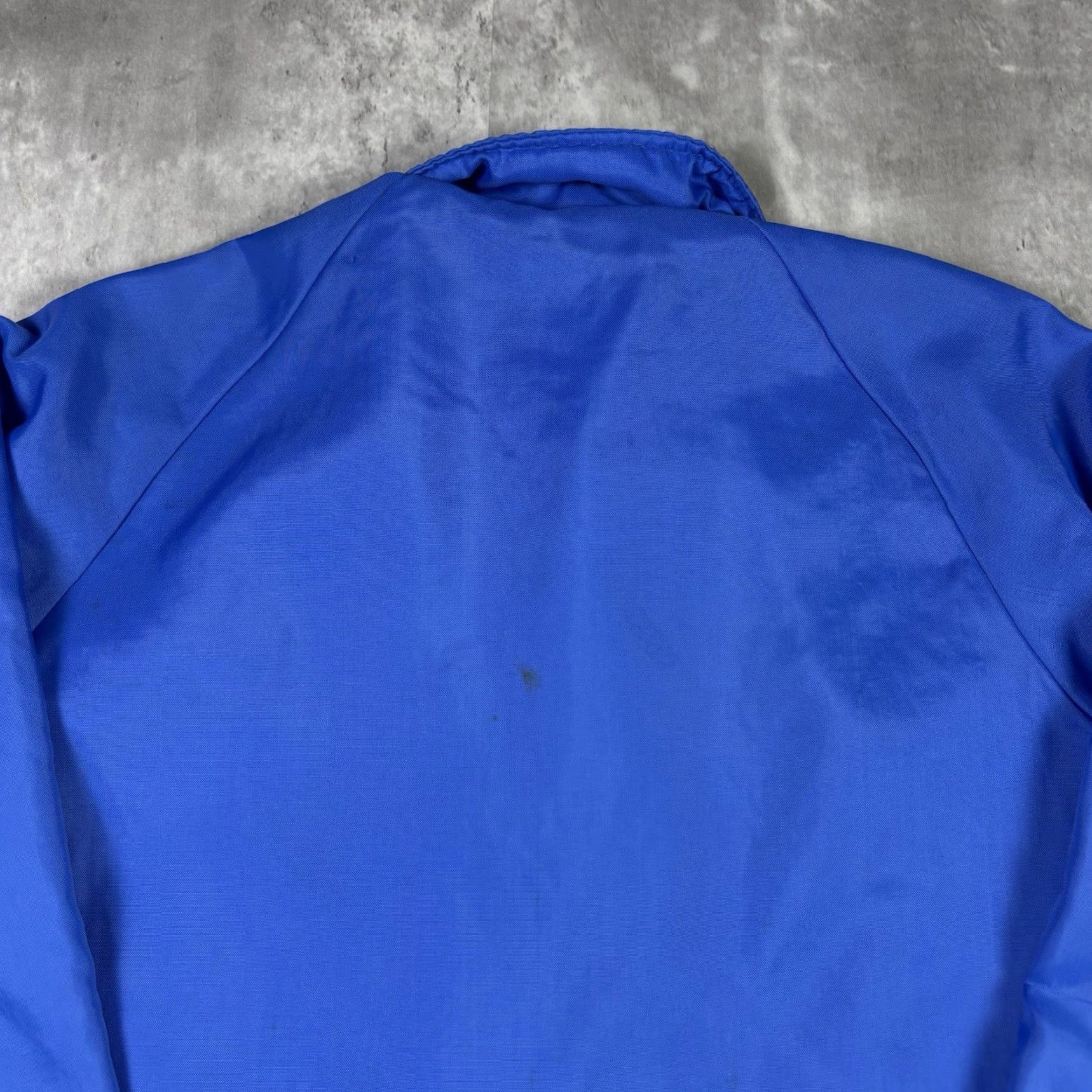 Vintage VINTAGE Christiansburg Demons Varsity Satin Jacket Windbreaker Shirt Mens M Blue 80s Size US M / EU 48-50 / 2 - 7 Thumbnail