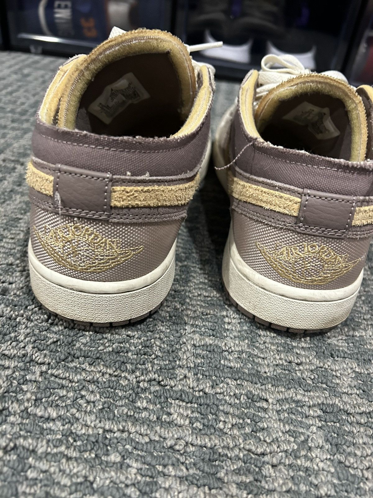 Jordan Brand × Nike Jordan 1 low SE craft Size US 10 / EU 43 - 4 Thumbnail
