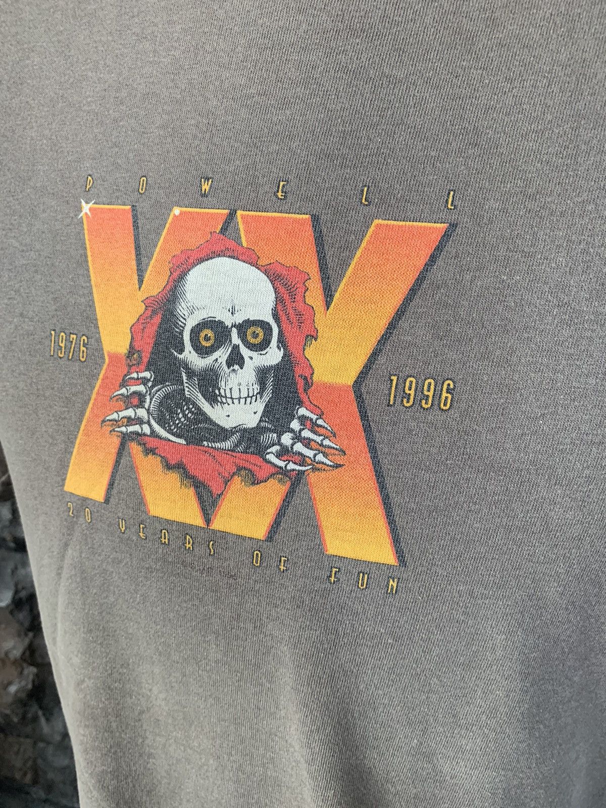 Powell Peralta × Vintage Vintage 90s Powell Parelta Bones Skateboards T shirt Size US M / EU 48-50 / 2 - 6 Thumbnail