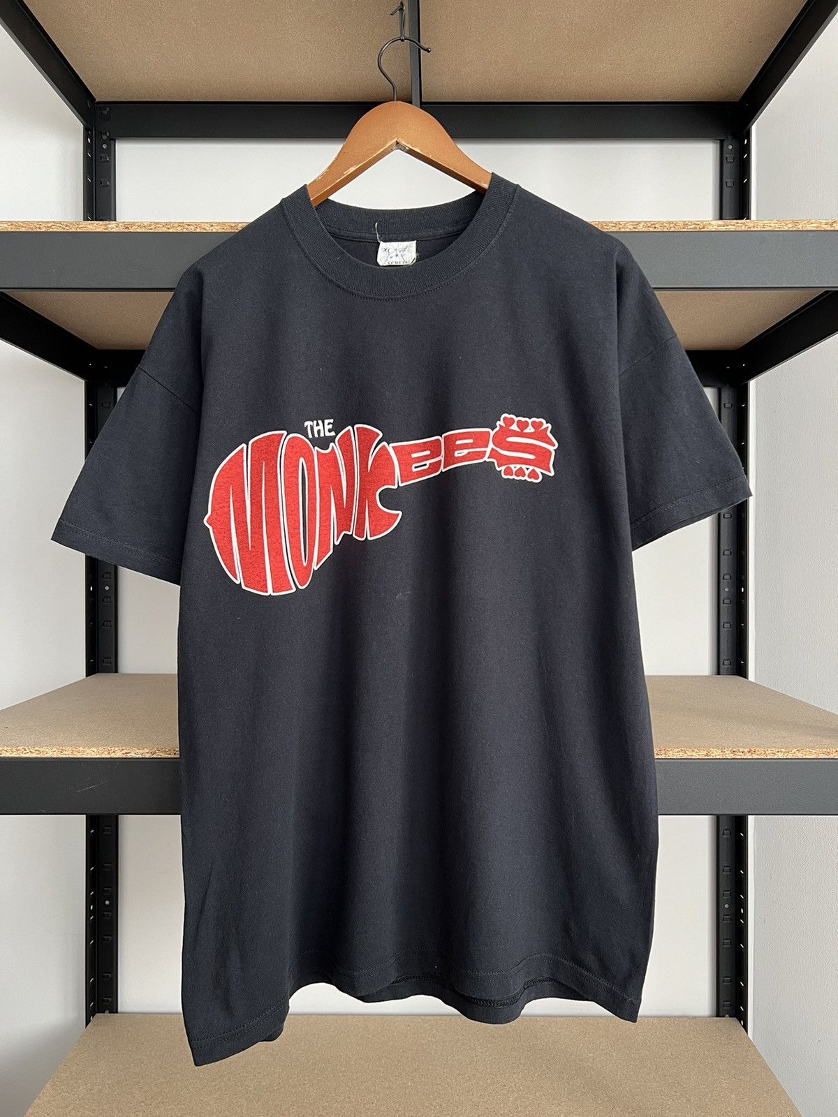 Band Tees Vintage 90s The Monkees Pop Rock Quartet Black T-shirt Size US XL / EU 56 / 4 - 1 Thumbnail
