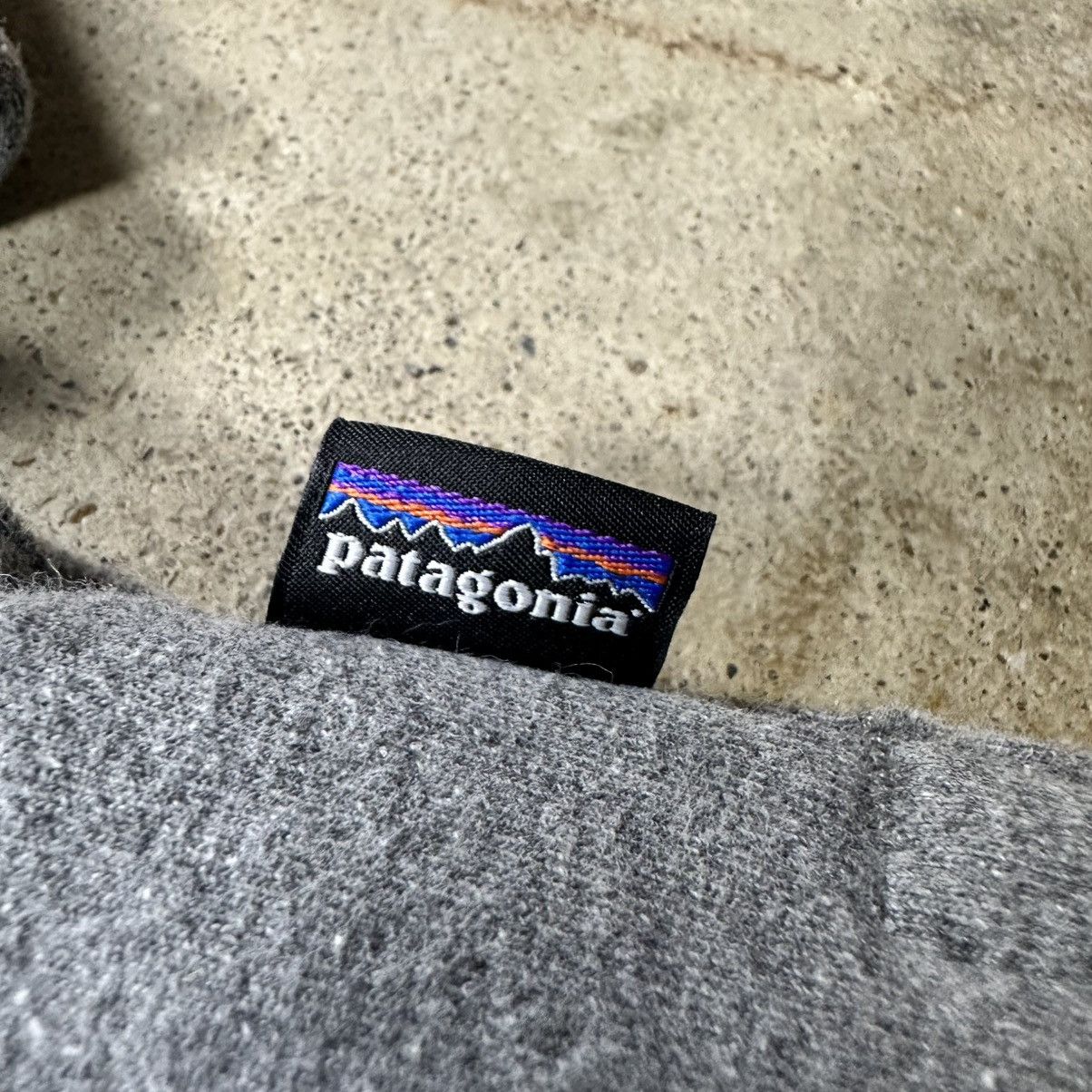 Patagonia Grey Outdoors Patagonia Bear Logo Hoodie Sweatshirt Size M Size US M / EU 48-50 / 2 - 3 Thumbnail