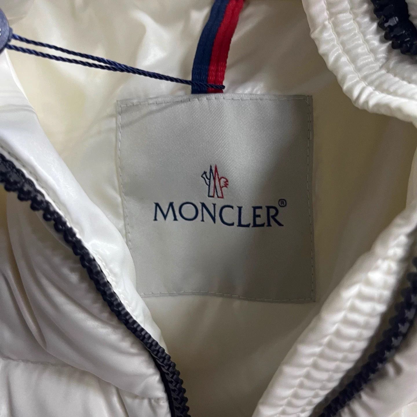 Moncler Moncler Baby White Ski Patch Logo Short Puffer Jacket Size XL / US 12-14 / IT 48-50 - 5 Thumbnail