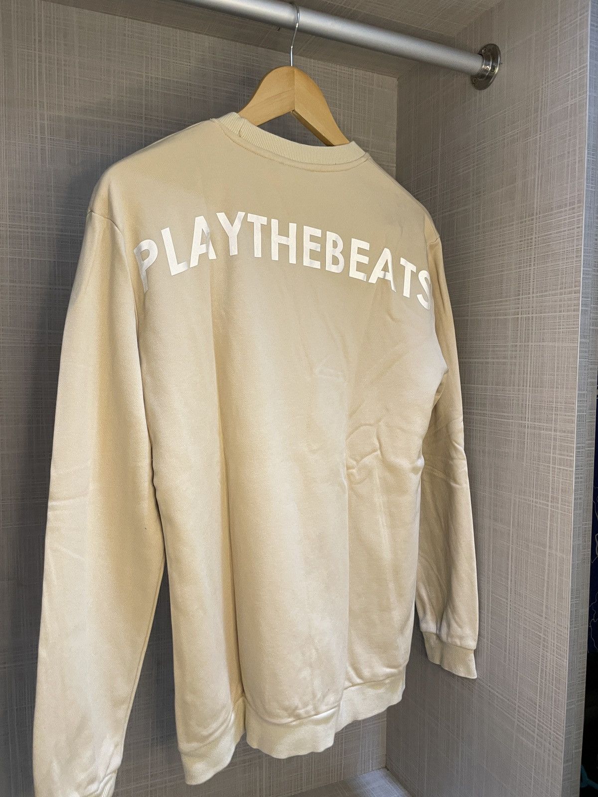 Other DRUM sweatshirt!! Size US S / EU 44-46 / 1 - 4 Thumbnail