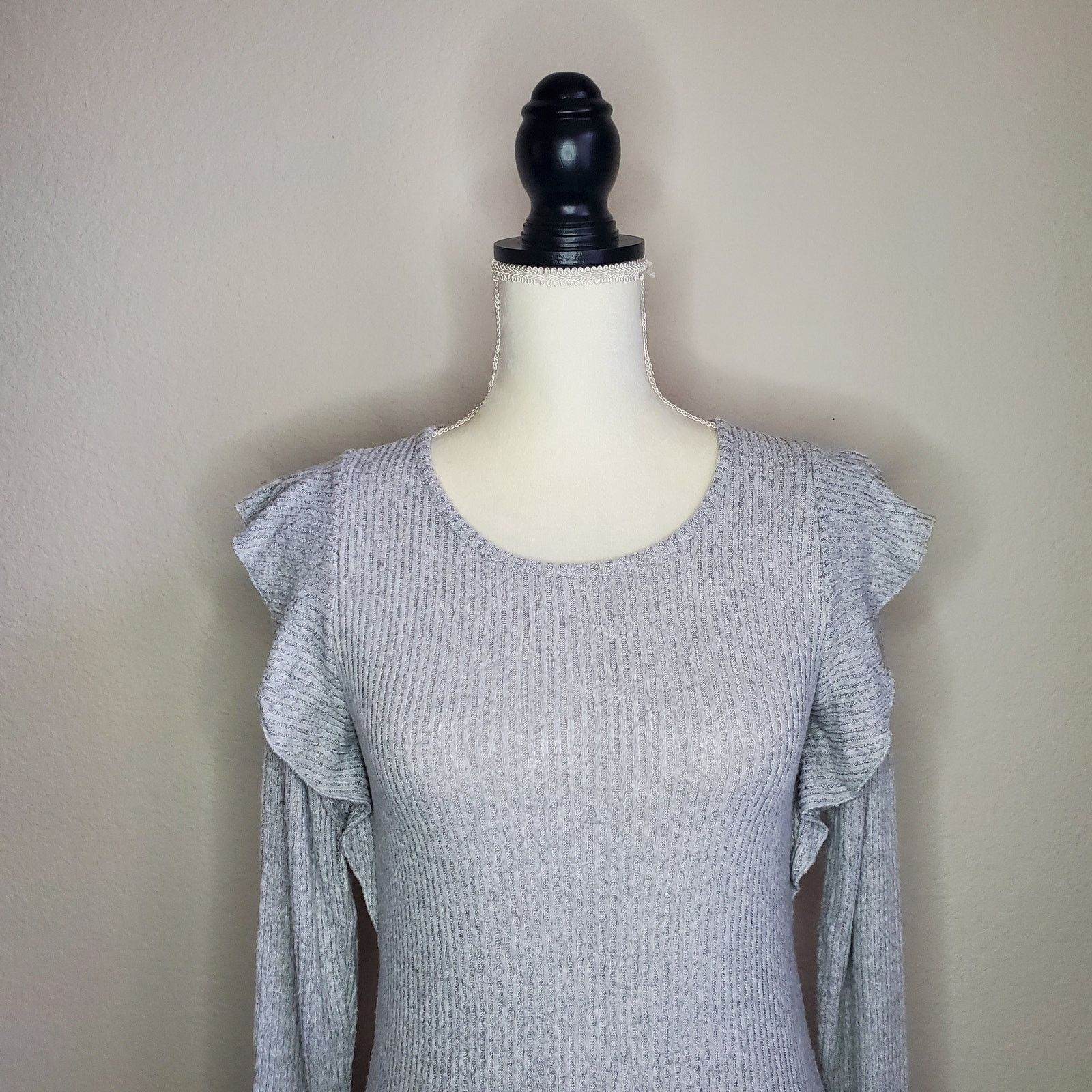 Lucky Brand Lucky Gray Ruffled Long Sleeve Top Medium Size M / US 6-8 / IT 42-44 - 5 Thumbnail