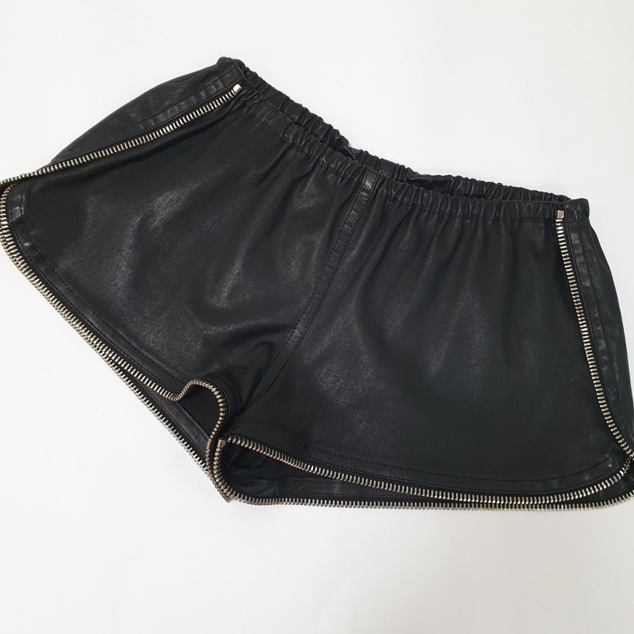Fendi Fendi Black Leather Zip Trimmed Shorts Sz.44 Size 30" / US 8 / IT 44 - 1 Thumbnail