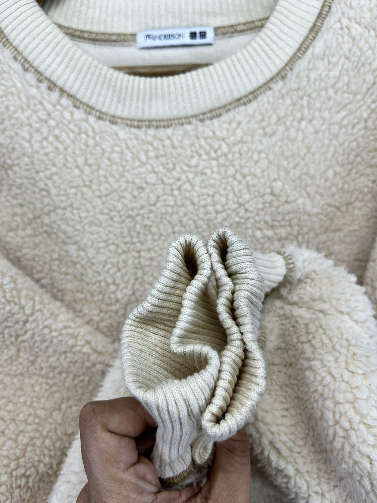 JW Anderson × Uniqlo J.W.Anderson x Uniqlo Fleece Luxury Sweatshirt Size M / US 6-8 / IT 42-44 - 7 Thumbnail