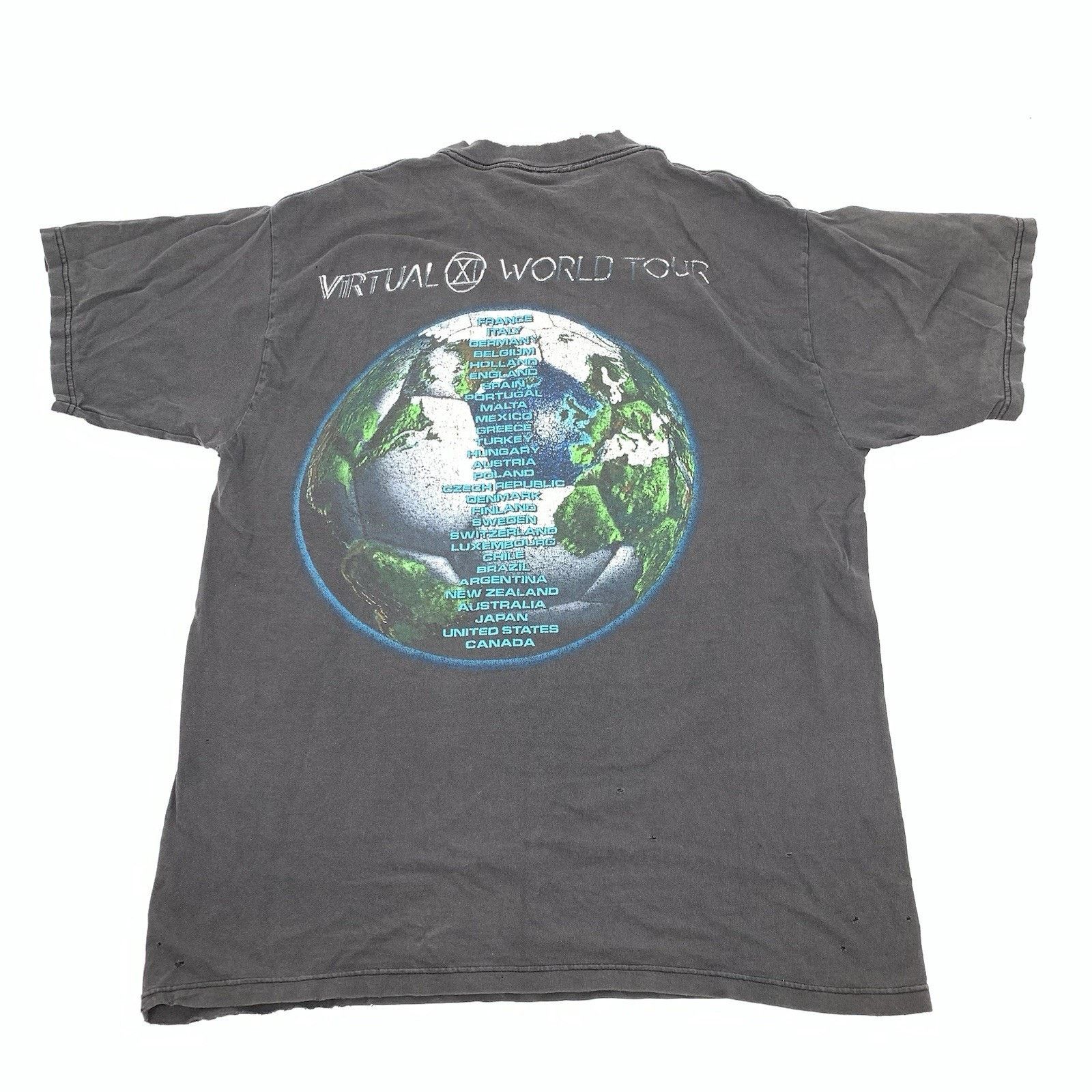 Tultex Vintage 1998 Iron Maiden Virtual World Tour T-Shirt XL Mens Size US XL / EU 56 / 4 - 2 Thumbnail
