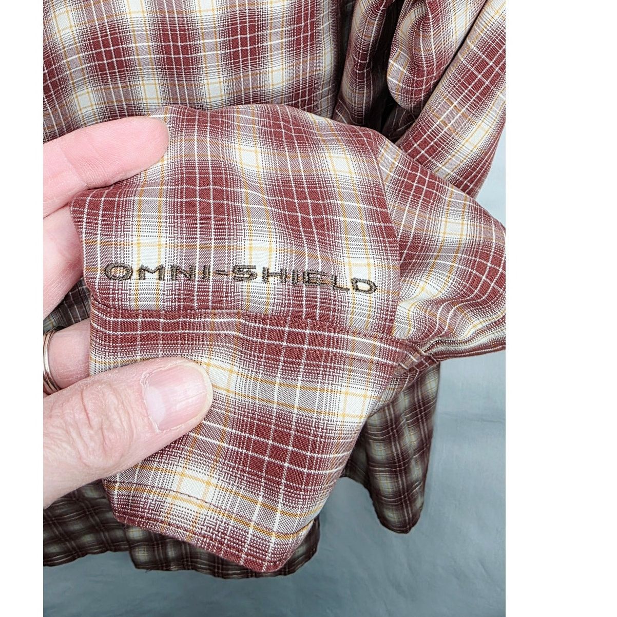 Columbia Columbia Omni Shield Brown Plaid Button Up Shirt Casual Size US XL / EU 56 / 4 - 5 Thumbnail