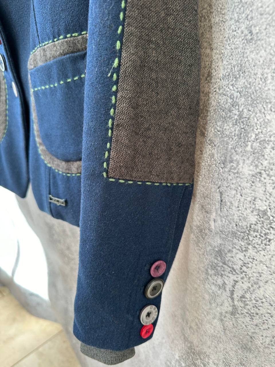 Desigual × Vintage Desigual Patchwork Wool Blazer Navy Blue with Graphic Lining Size XS / US 0-2 / IT 36-38 - 9 Thumbnail