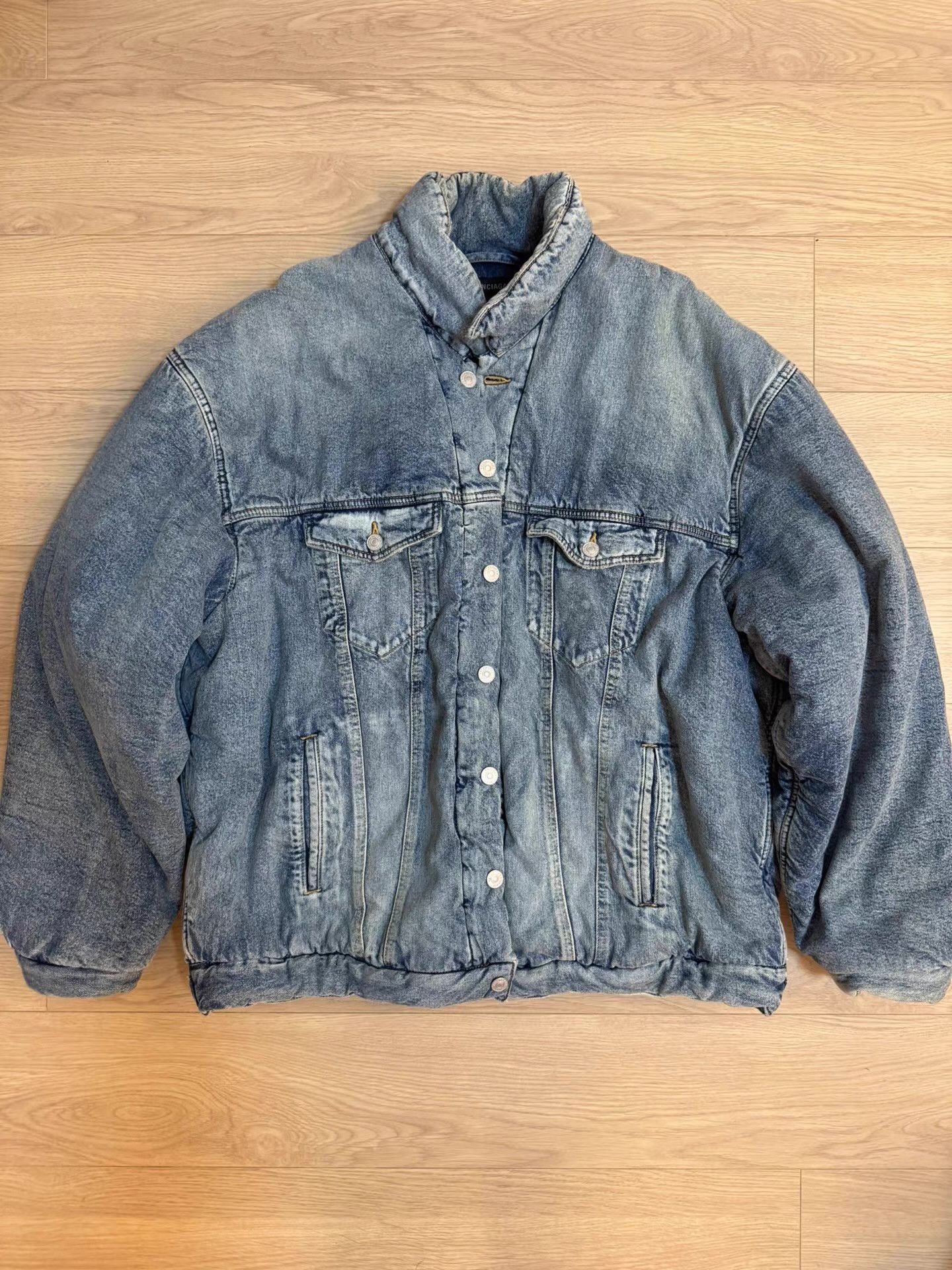 Balenciaga Balenciaga Blue Vintage Washed Cotton Denim Jacket Q14 Size US M / EU 48-50 / 2 - 1 Thumbnail