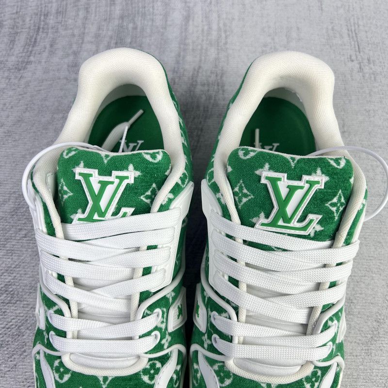 Louis Vuitton Louis Vuitton Green and White Low Top Sneakers -2508 Size US 8 / EU 41 - 9 Thumbnail