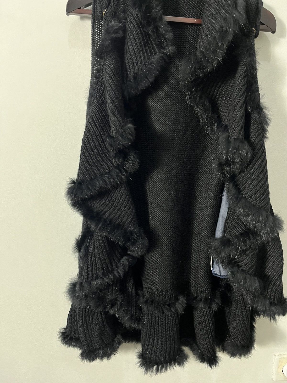 Japanese Brand 🇯🇵Ciu-Ciu Japanese brand Faux Fur Vest🇯🇵 Size US L / EU 52-54 / 3 - 4 Thumbnail