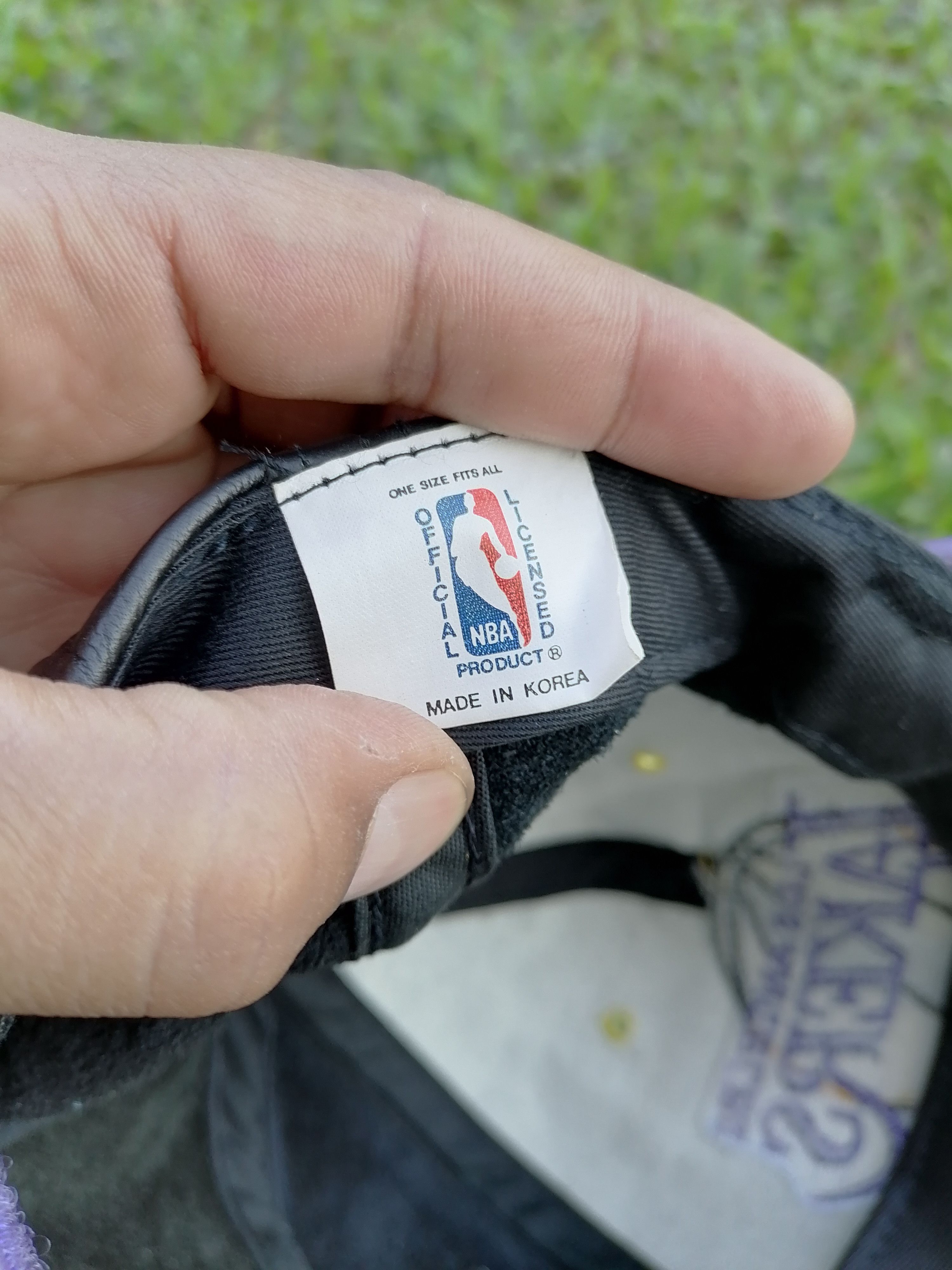 NBA × Sports Specialties Vintage NBA L.A Lakers Leather Velcro Cap Size ONE SIZE - 7 Thumbnail
