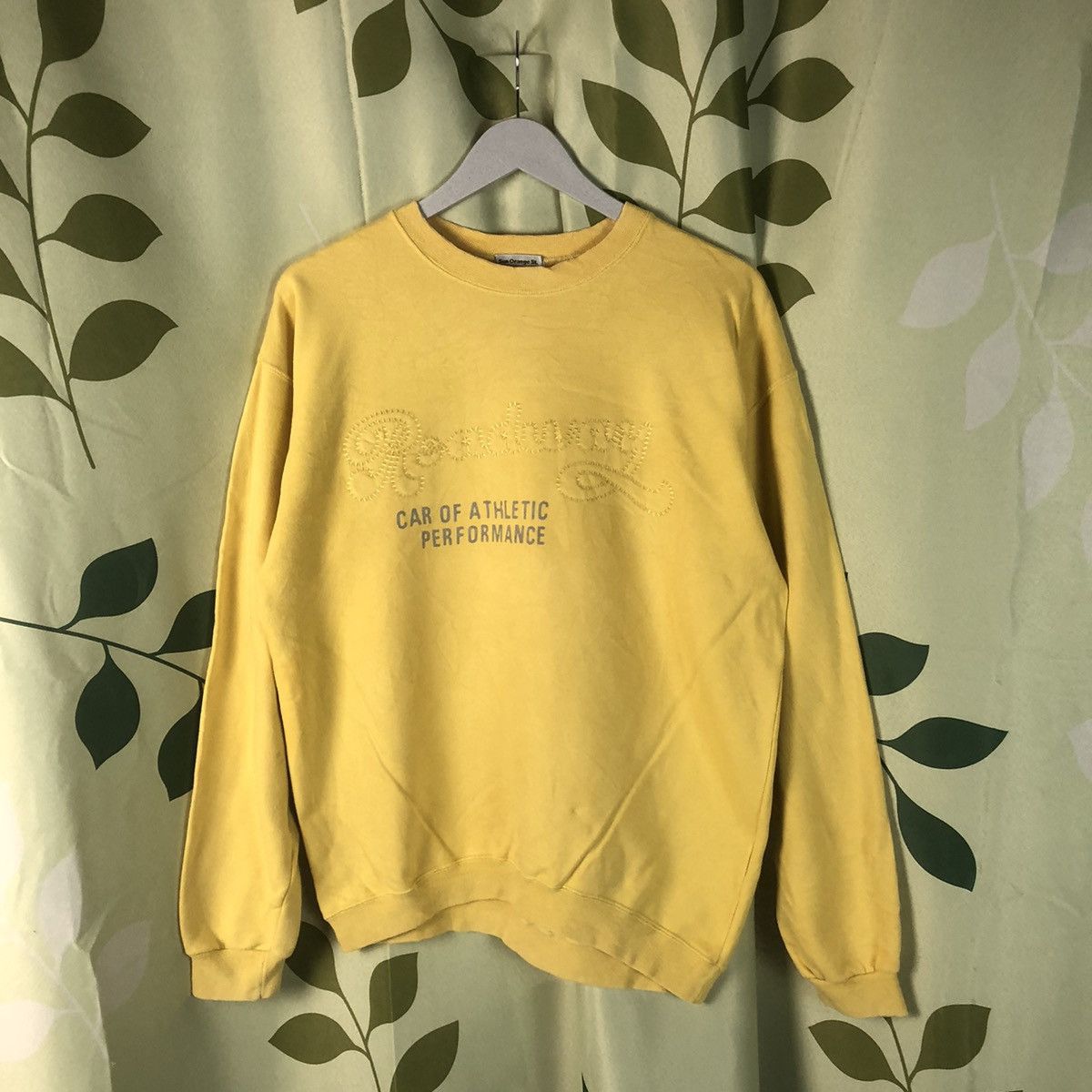 image of Sun Orange St Yellow Vintage Sweatshirt 7431, Men's (Size Medium)