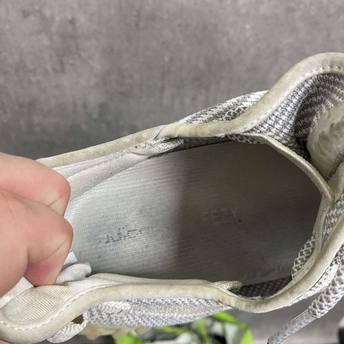 Adidas Adidas Yeezy Boost 350 V2 Static Non-Reflective 2018 Size US 10.5 / EU 43-44 - 11 Thumbnail