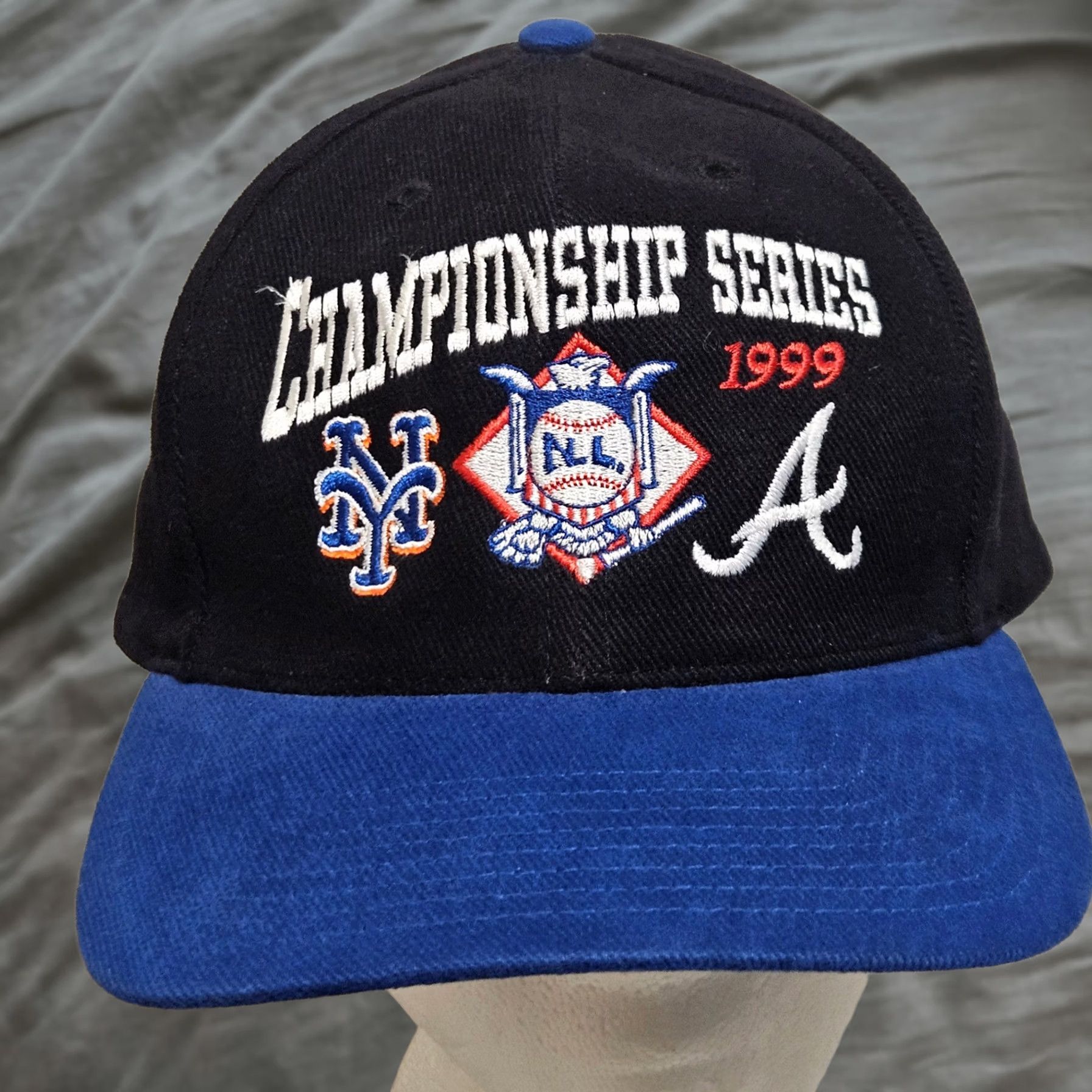 MLB VINTAGE 90s 1999 Hat Atlanta Braves NY Mets Championship Series New York MLB Twins Black Mens One Size Baseball Cap Hats Size ONE SIZE - 1 Thumbnail