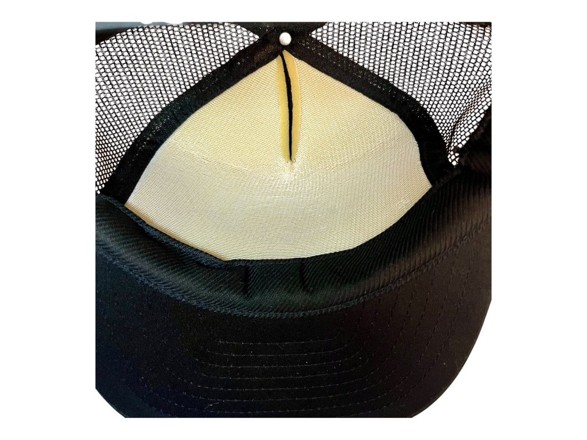 Vintage Vintage Giant Truck Stops Patch Trucker SnapBack Cap Size ONE SIZE - 6 Thumbnail